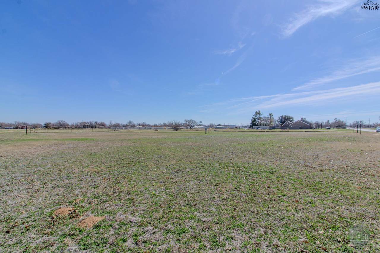 1719 Stadium Drive - Photo 1