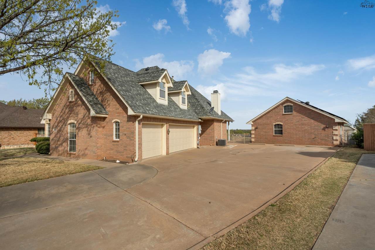 5 Canyon Cliff Court - Photo 1