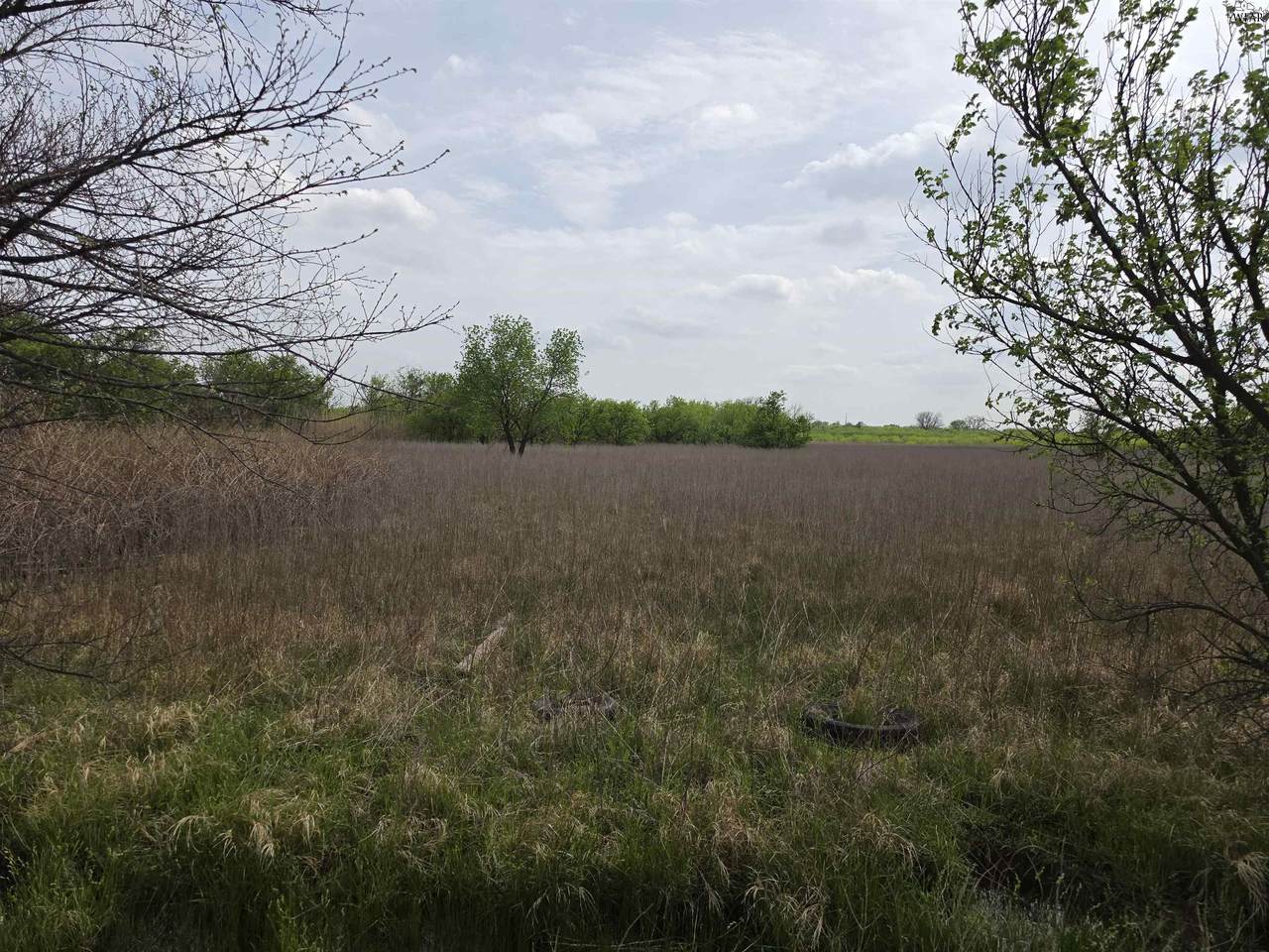 136 Cottonwood Road - Photo 1