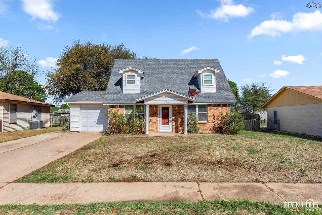 234 Glasgow Drive - Photo 1