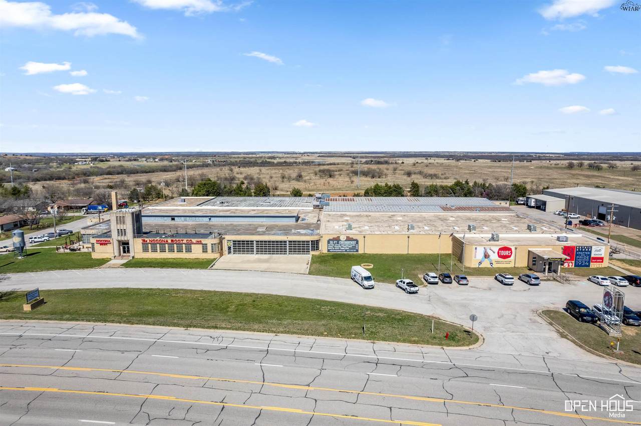 917 Hwy 82 - Photo 1