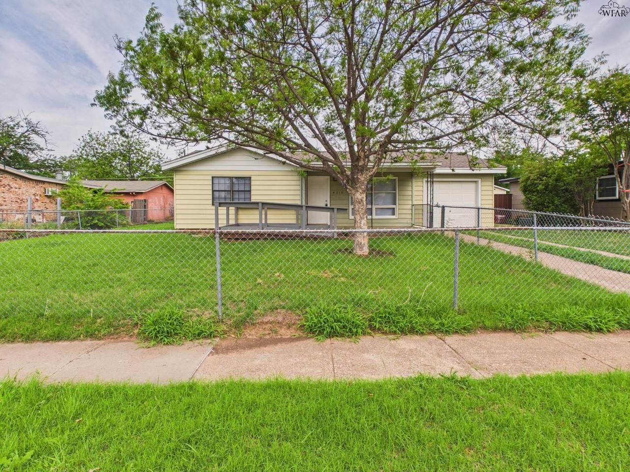 4318 Barnett Drive - Photo 1