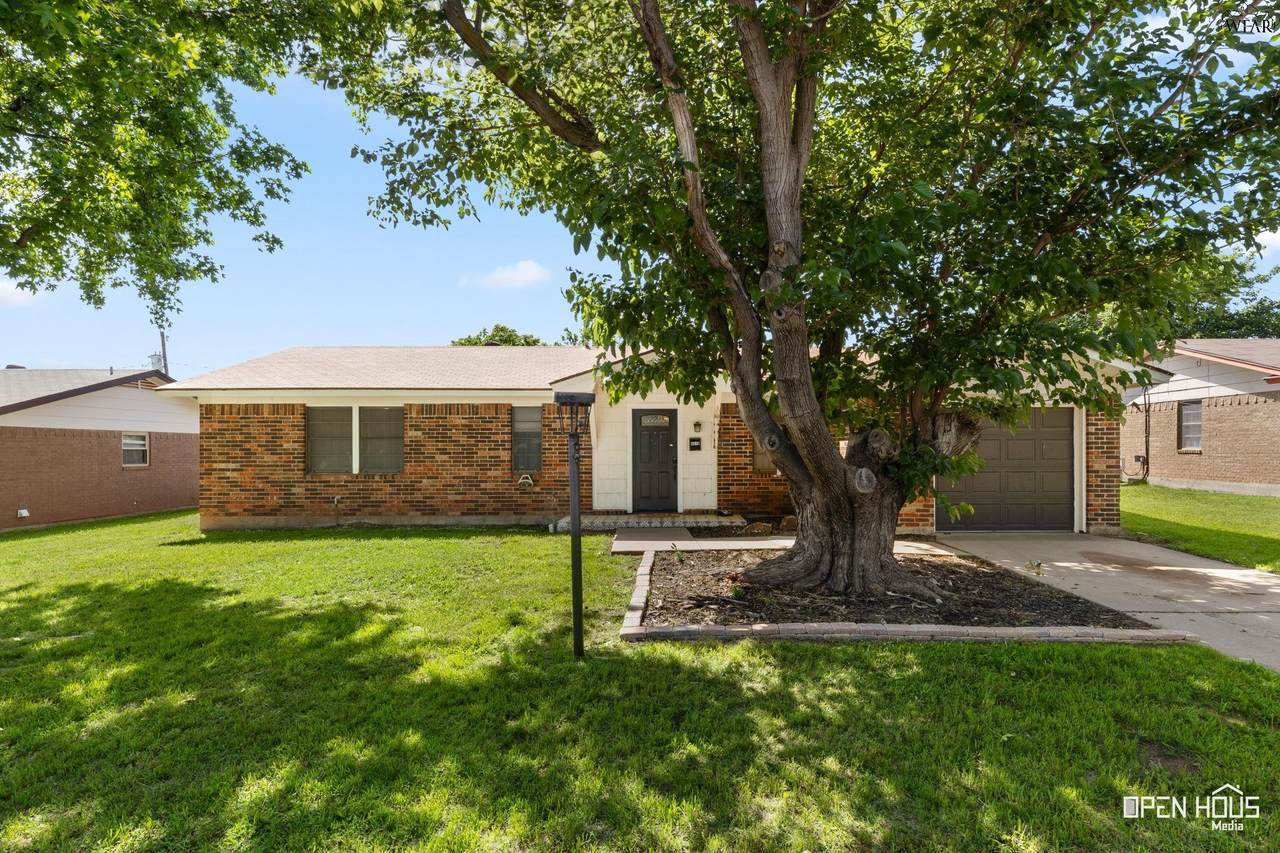 4610 Tammy Drive - Photo 1