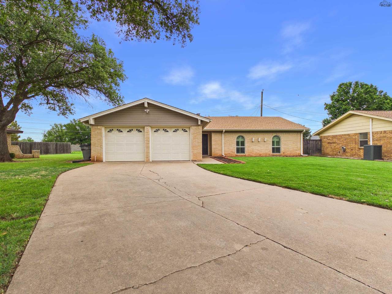 9 Fawnwood Court - Photo 1