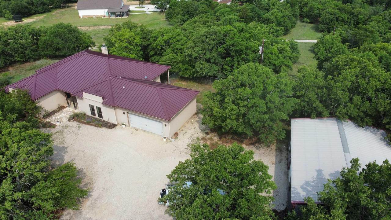 112 Silverleaf Drive - Photo 1
