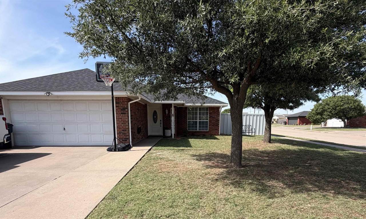 1 Shelly Circle - Photo 1