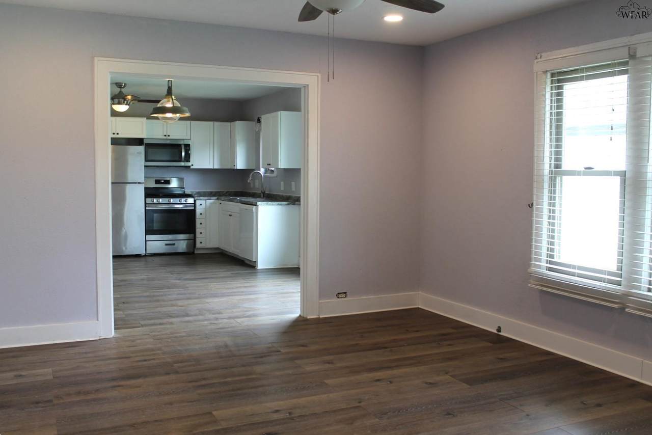 https://bt-photos.global.ssl.fastly.net/wfar/1280_boomver_1_183188-2.jpg