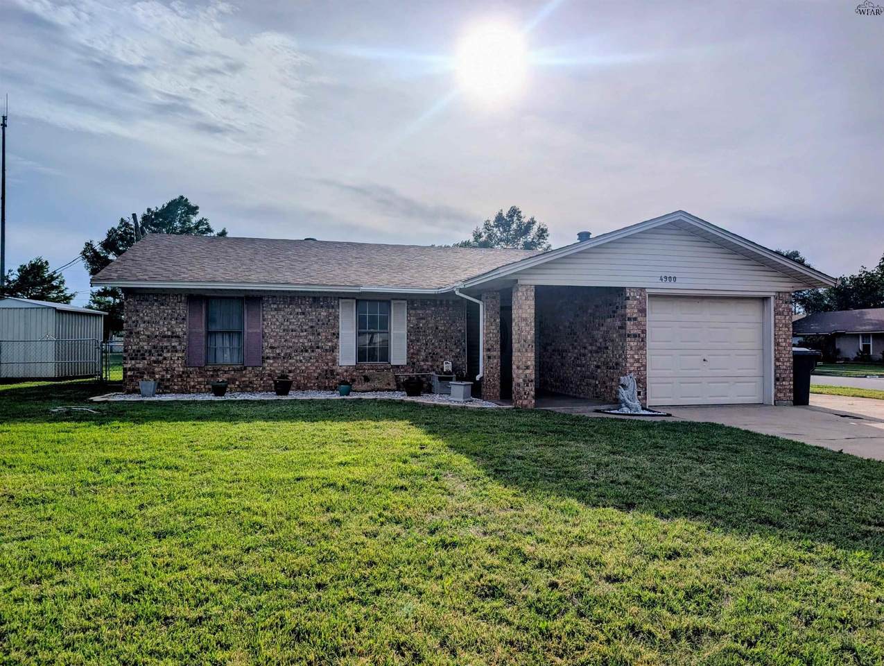 4900 Mccleod Drive - Photo 1