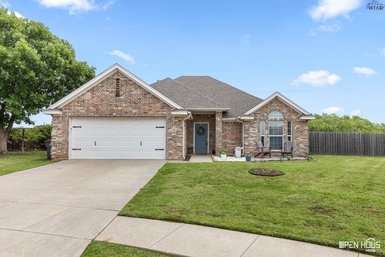 4 Roundrock Court - Photo 1