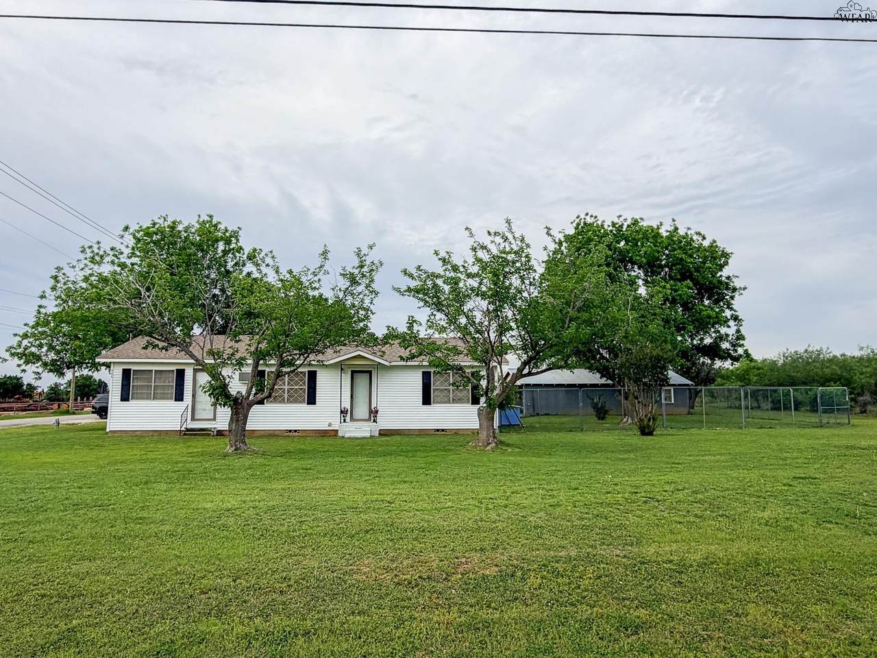 703 Main Street - Photo 1