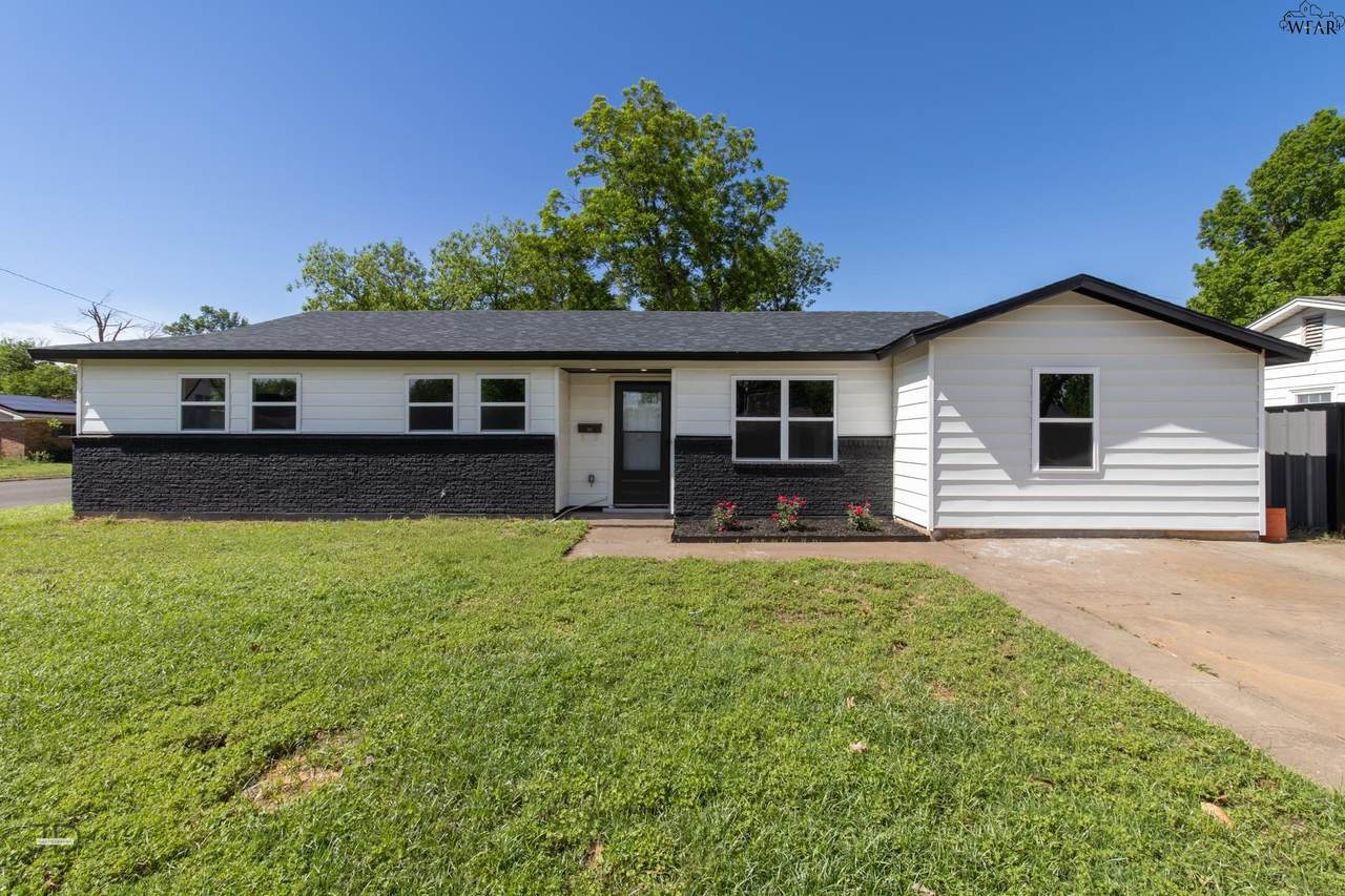 1310 Eleanor Street - Photo 1