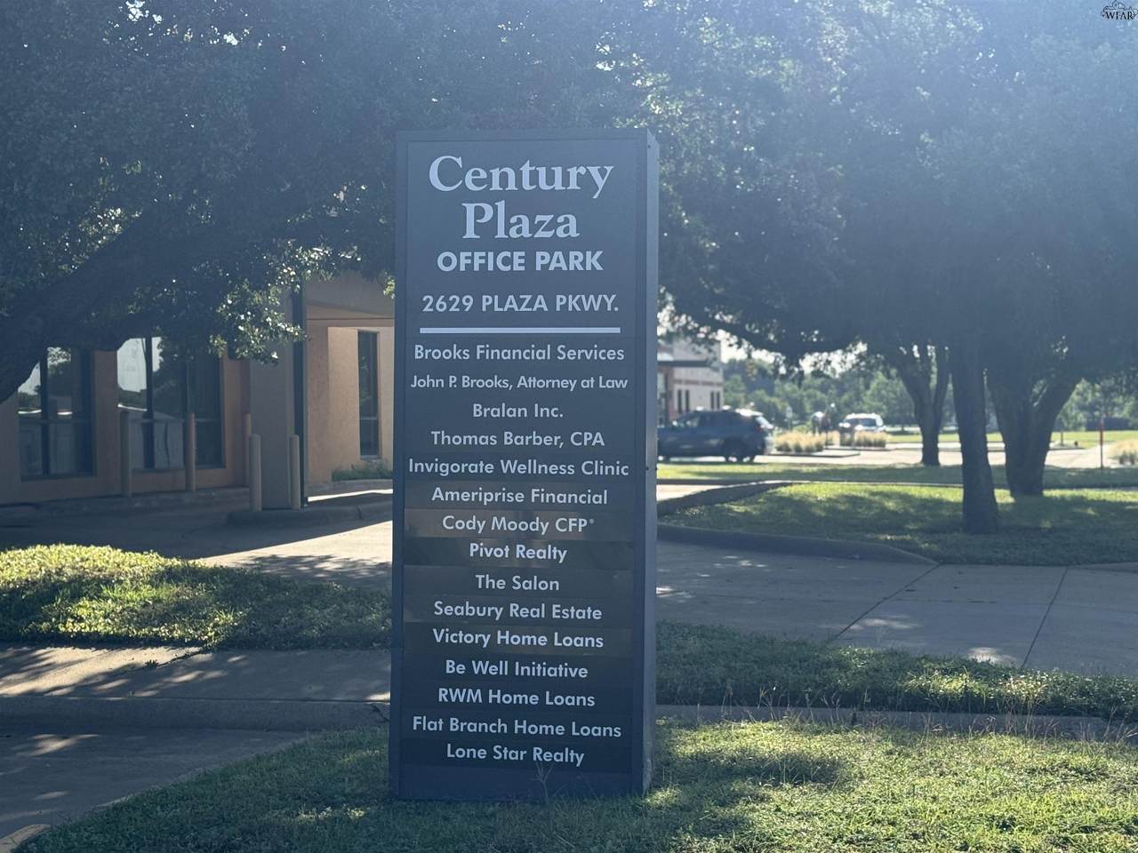 2629 Plaza Parkway - Photo 1