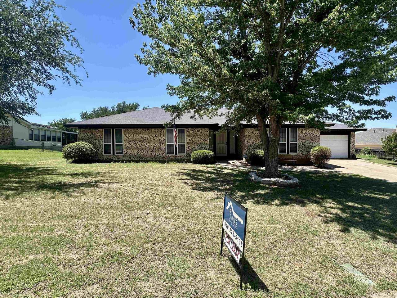 1610 Ridgemont Drive - Photo 1