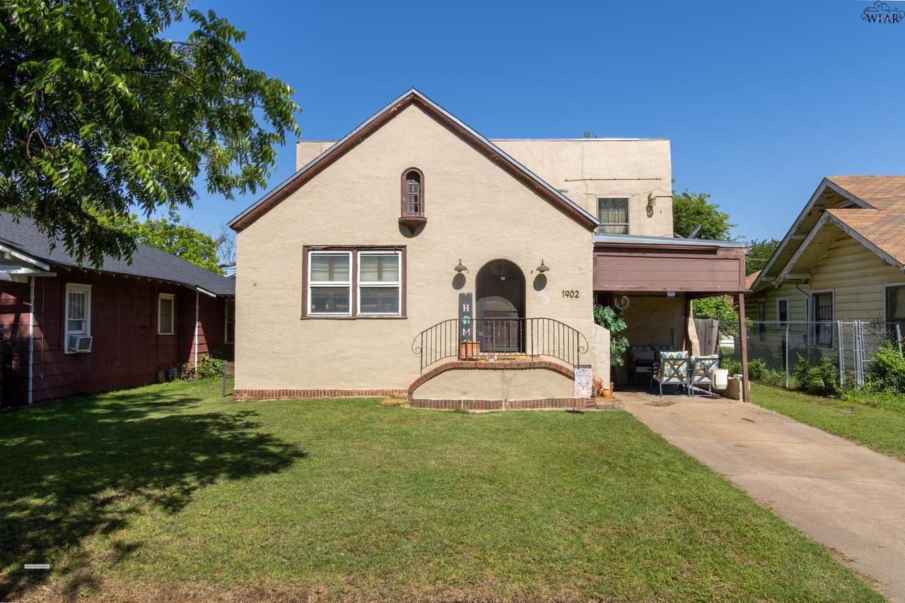 1902 Tilden Street - Photo 1