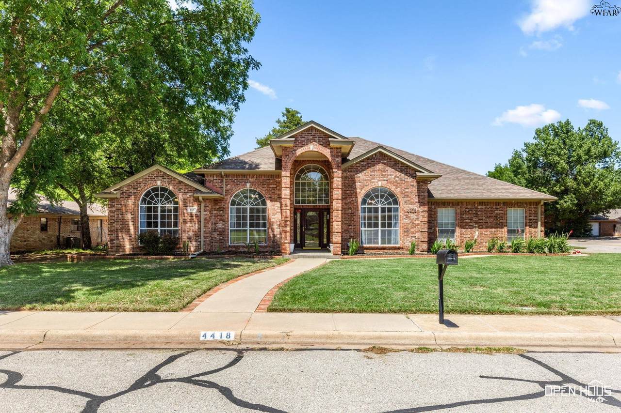 4418 Shady Lane - Photo 1