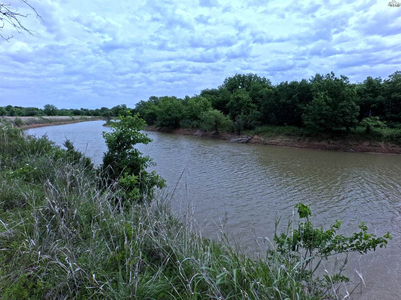 https://bt-photos.global.ssl.fastly.net/wfar/1280_boomver_1_183379-2.jpg