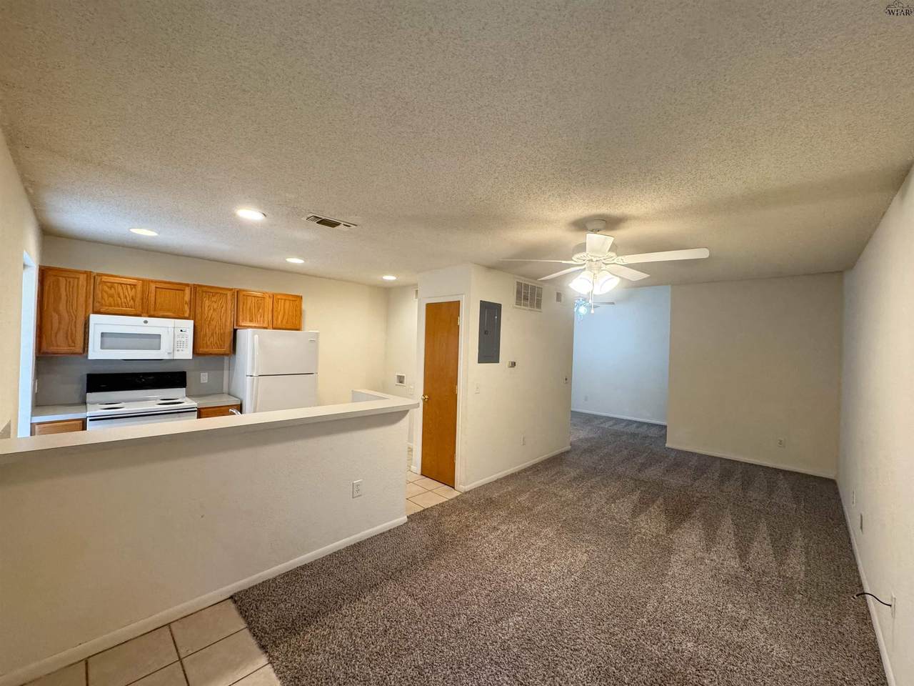 4621 Johnson Road - Photo 1