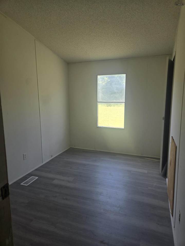 315 Shelden Street - Photo 1