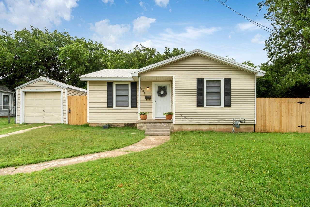 2405 Santa Fe Street - Photo 1