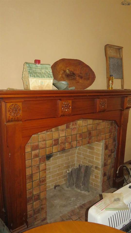 https://bt-photos.global.ssl.fastly.net/wfar/1280_boomver_1_183547-2.jpg
