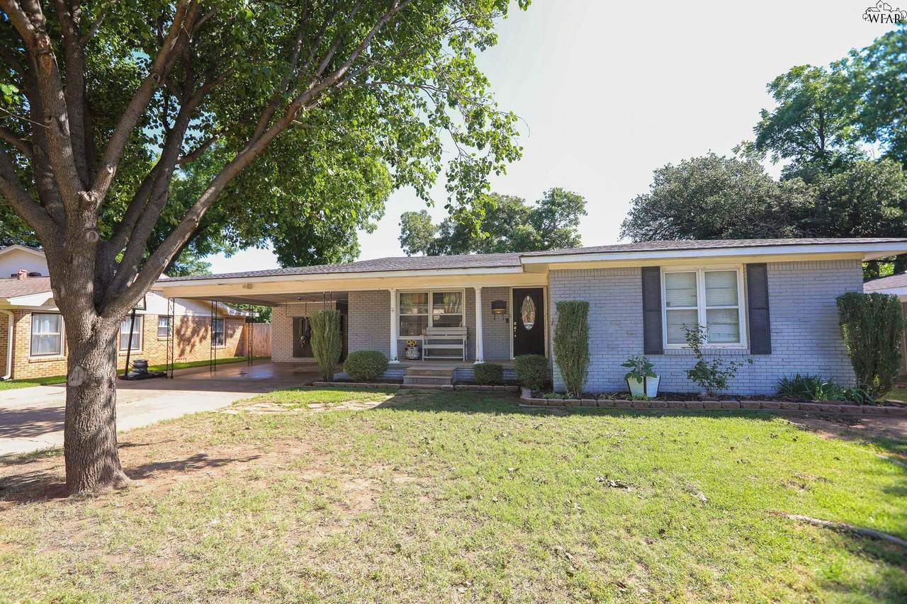 1540 Hanover Road - Photo 1