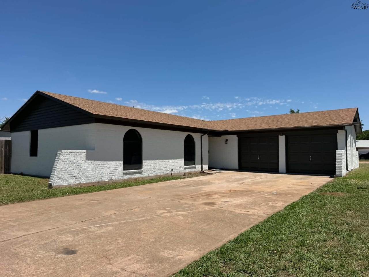 1 Brandy Lane - Photo 1