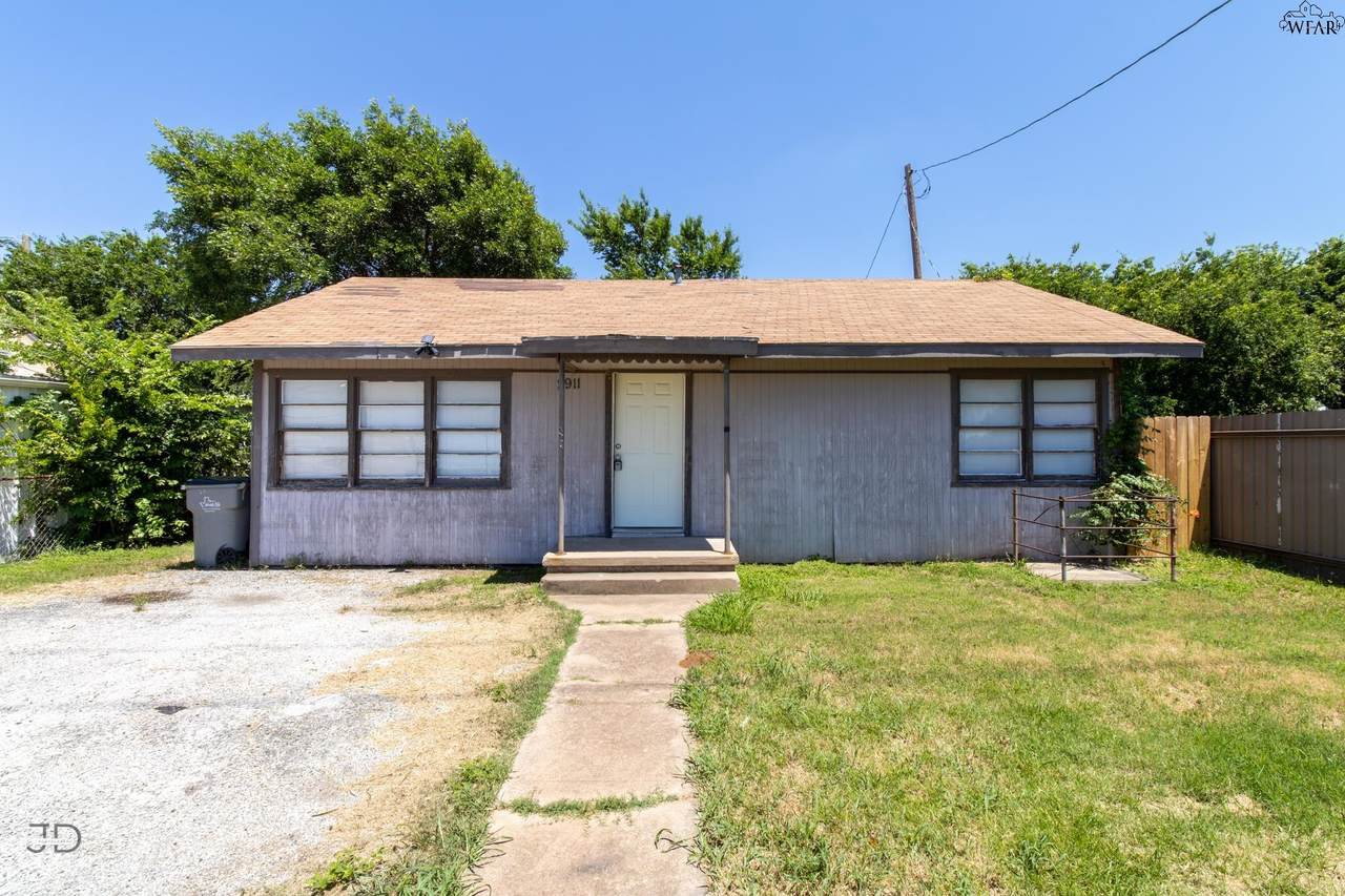 2911 Armory Road - Photo 1