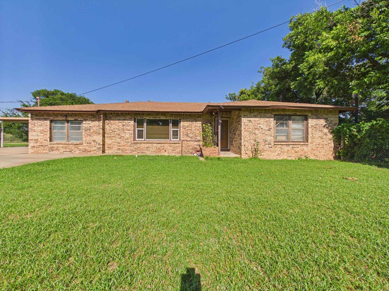 1029 Sunset Lane - Photo 1
