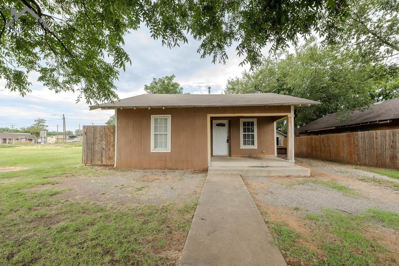 2102 Yale Avenue - Photo 1