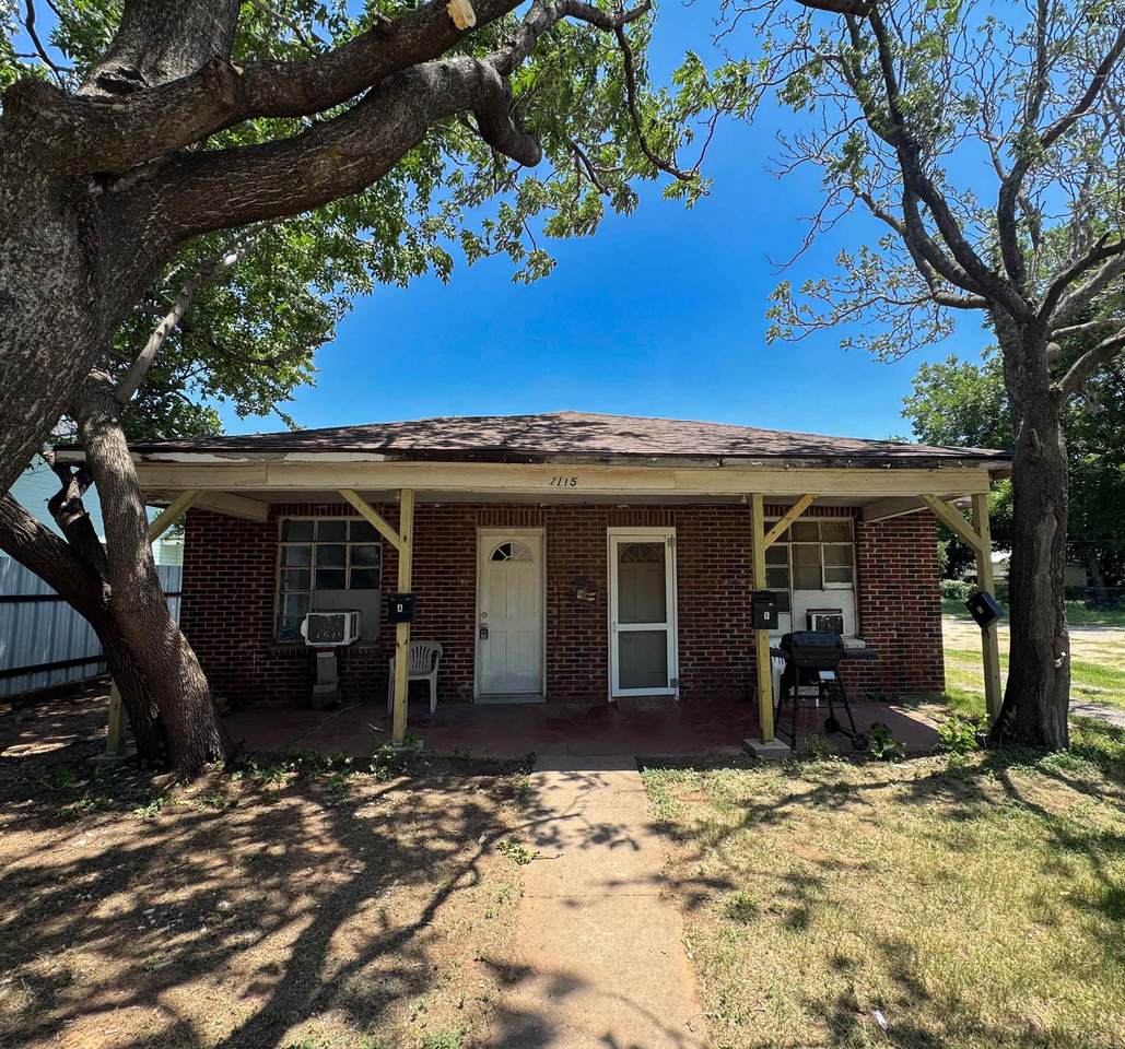2115 Princeton Avenue - Photo 1