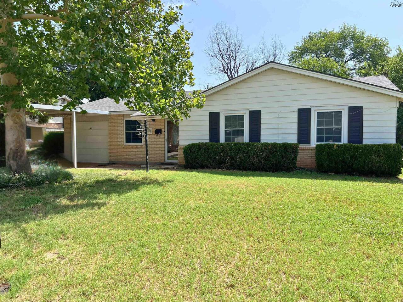 1407 Ruidosa Drive - Photo 1