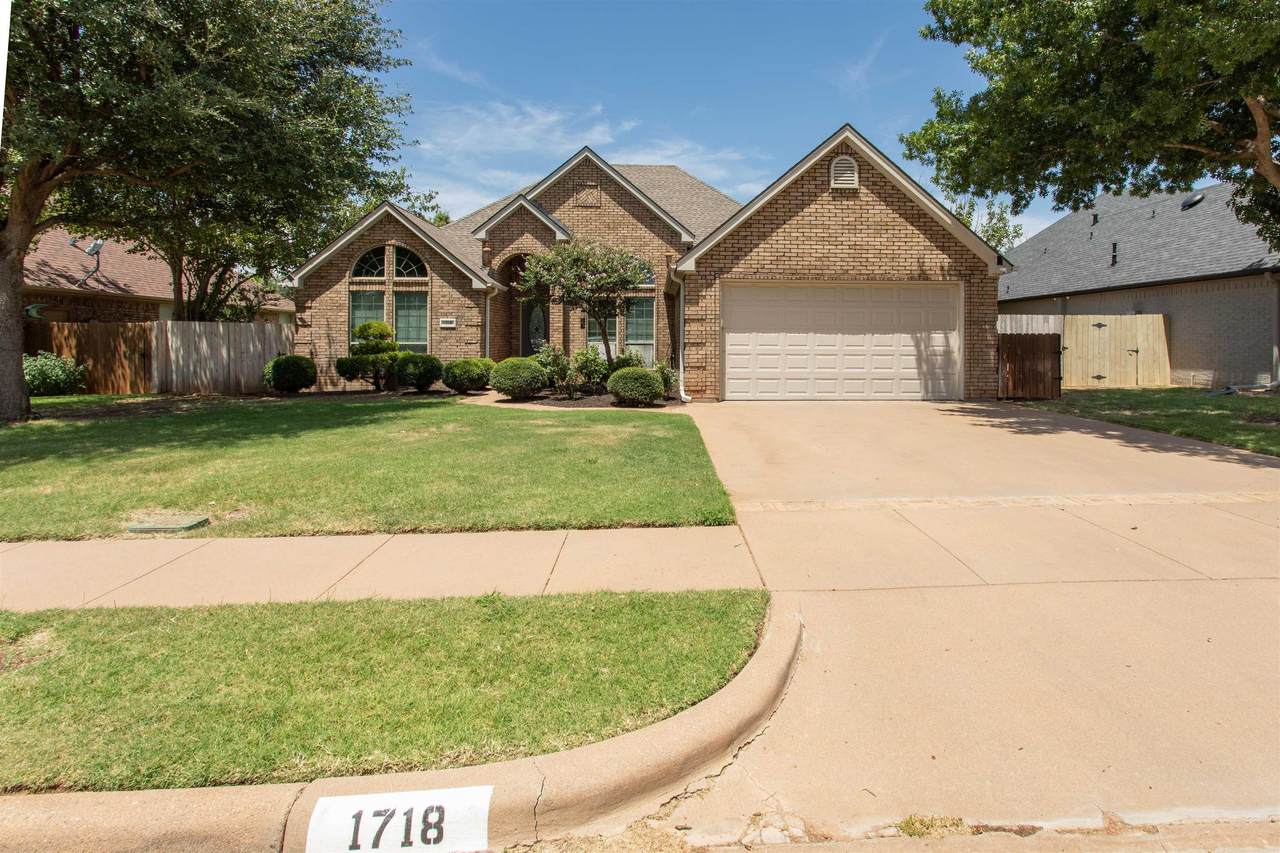 1718 Rockridge Drive - Photo 1