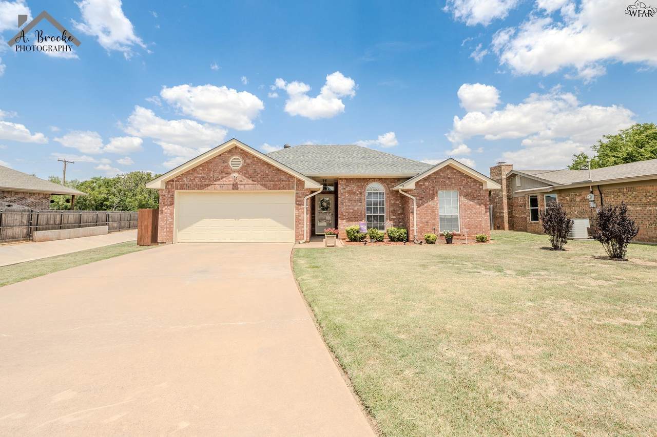 2318 Tinker Trail - Photo 1