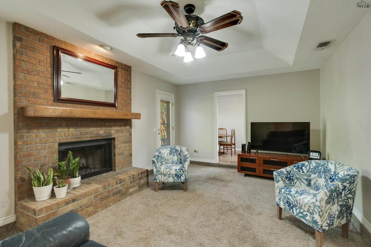 5522 Rhone Drive - Photo 1