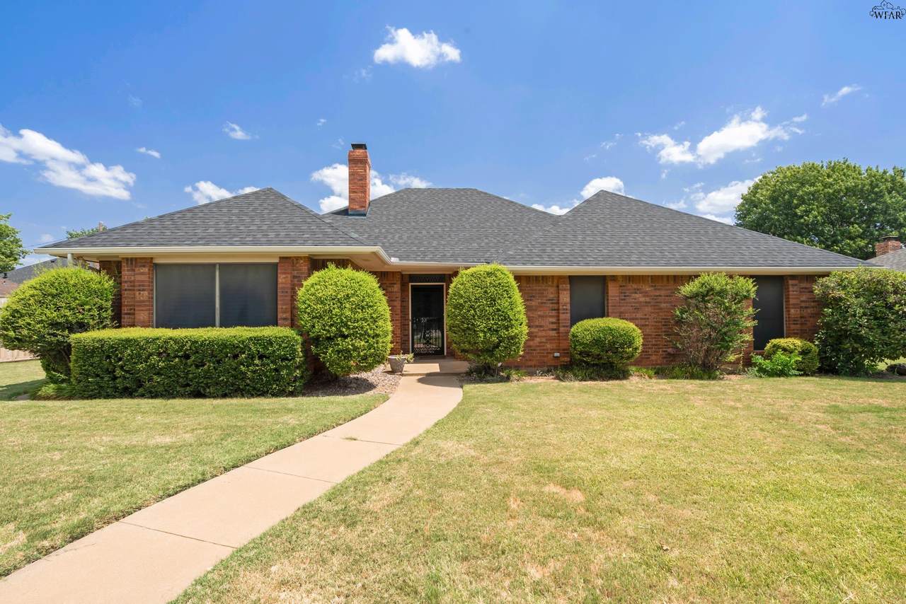 4710 Eldorado Drive - Photo 1