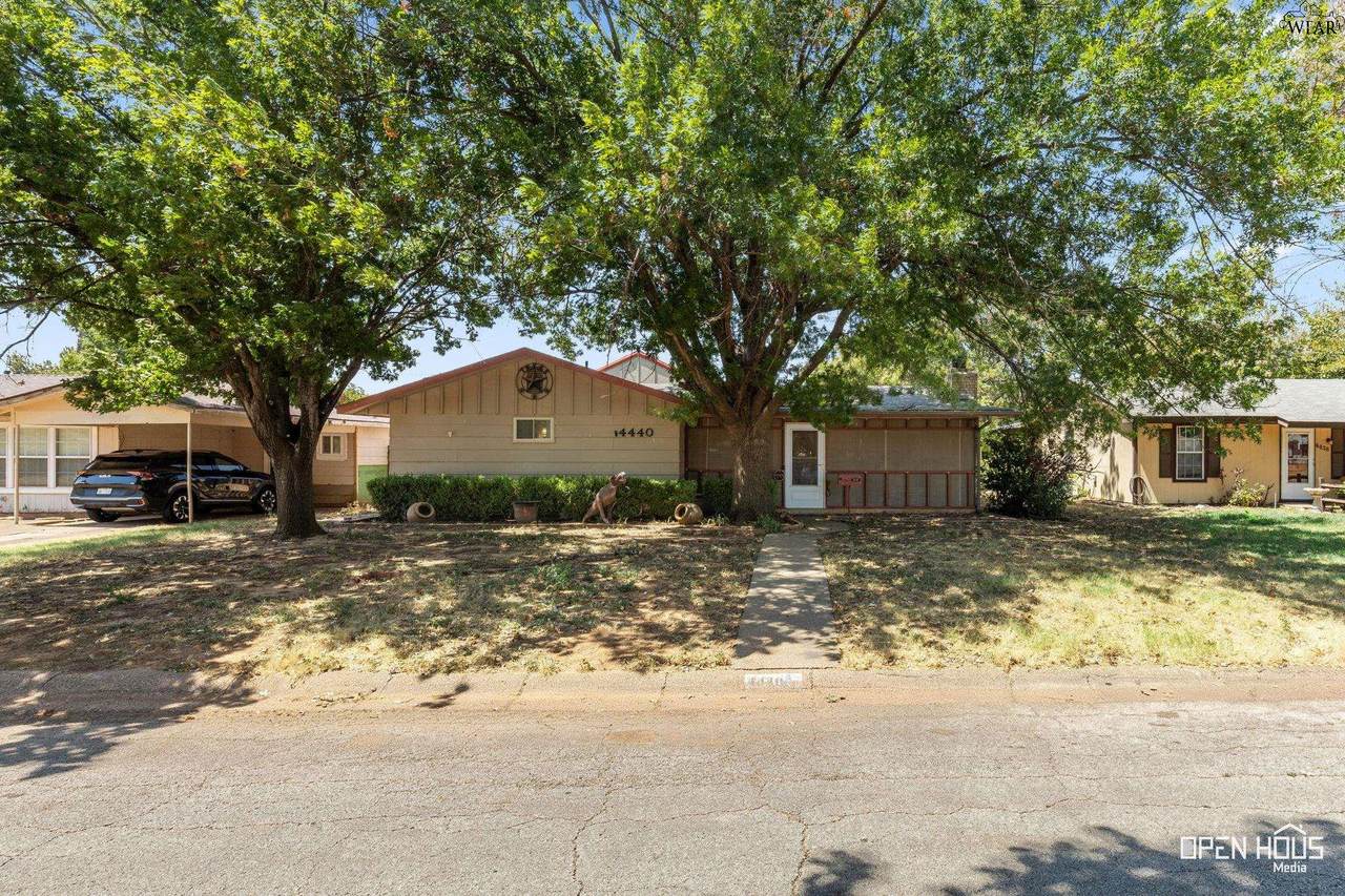 4440 Cunningham Drive - Photo 1