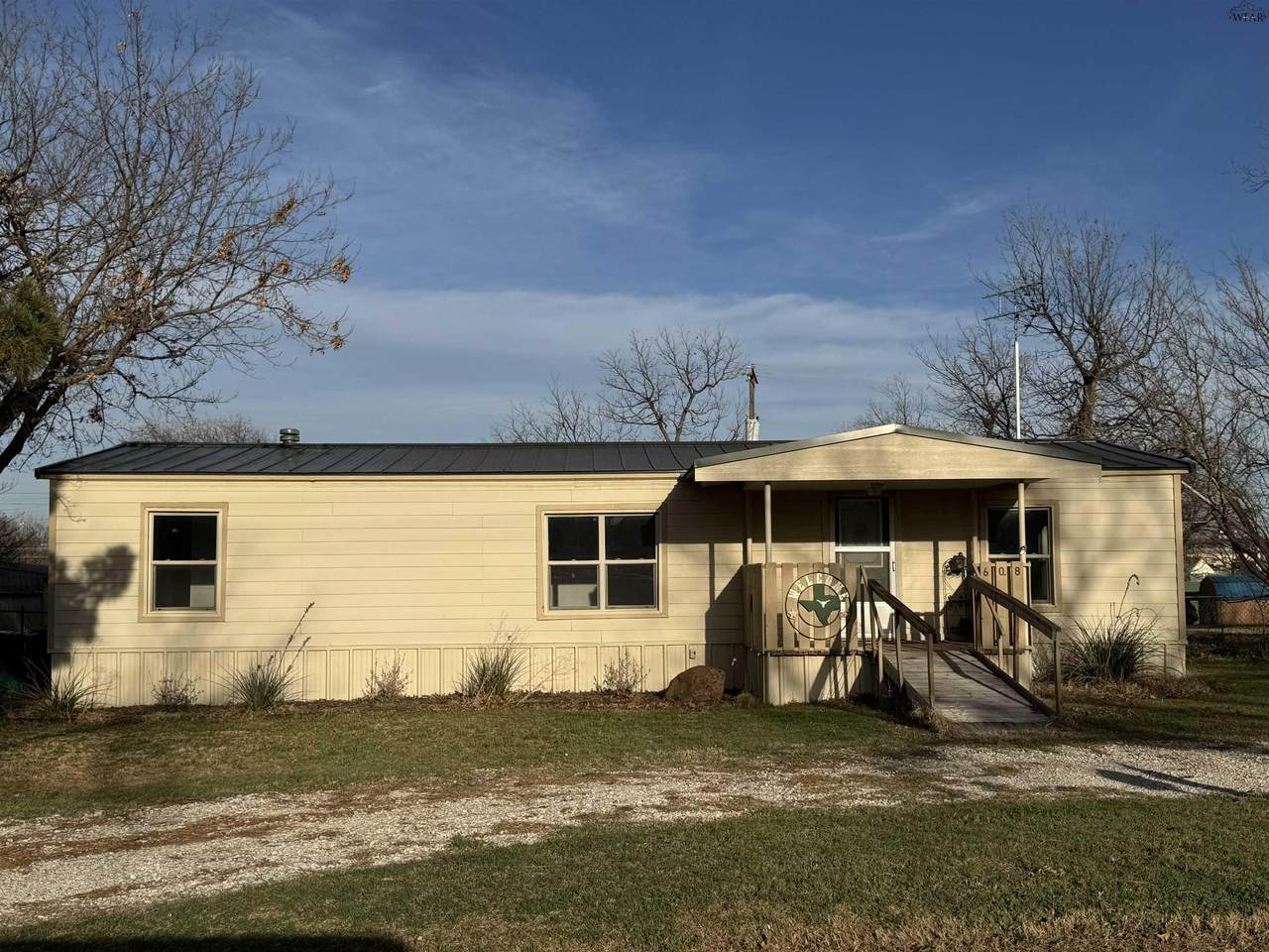 608 Browning Street - Photo 1