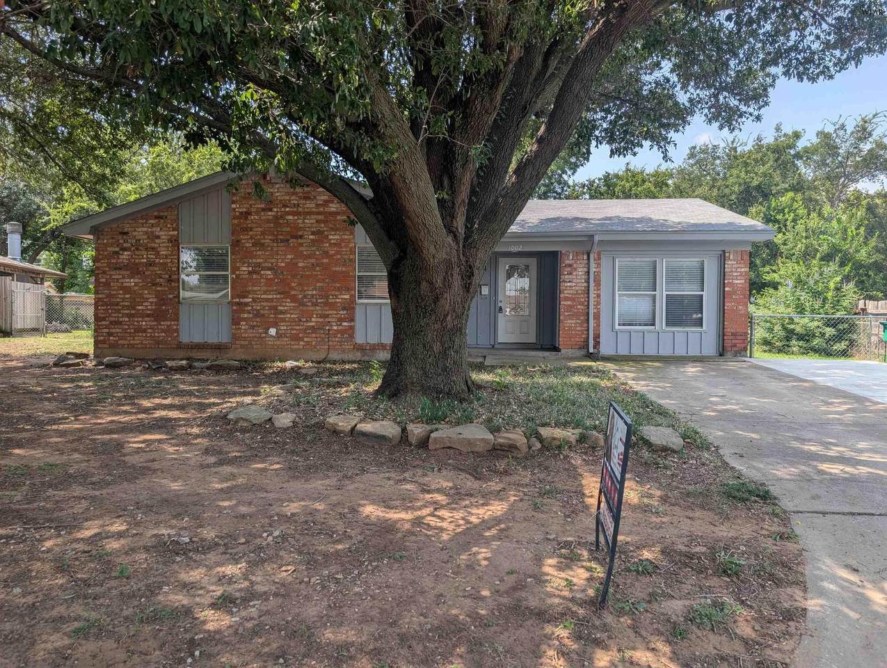 1002 Jan Drive - Photo 1