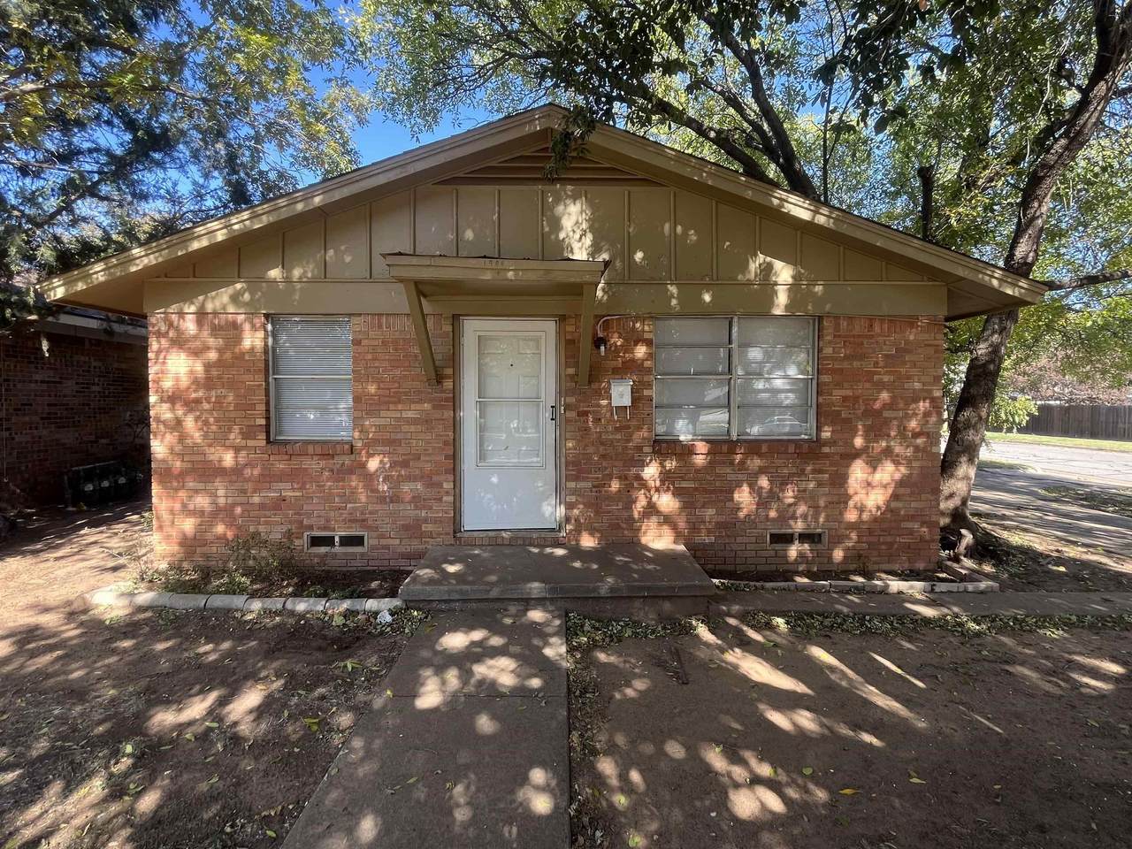 1900 Huff Street - Photo 1