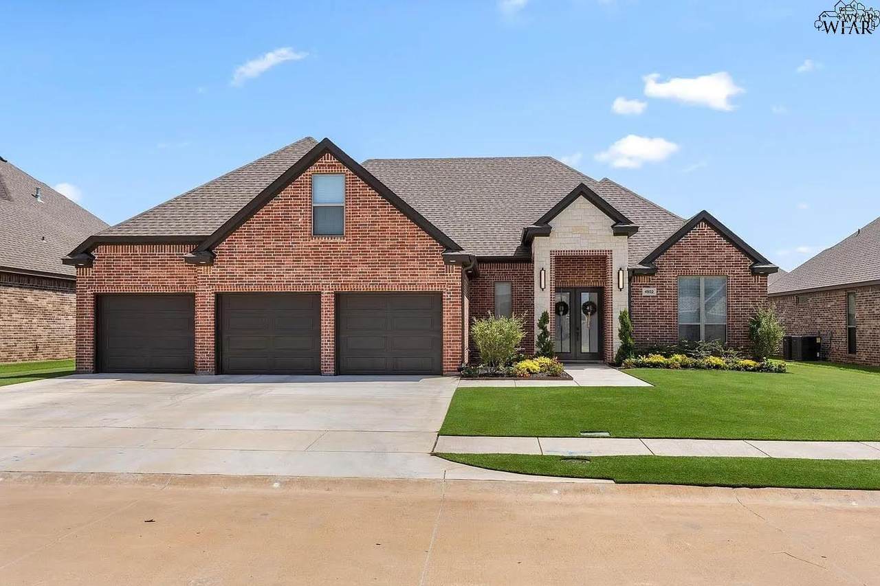 4802 Silver Crest Drive - Photo 1