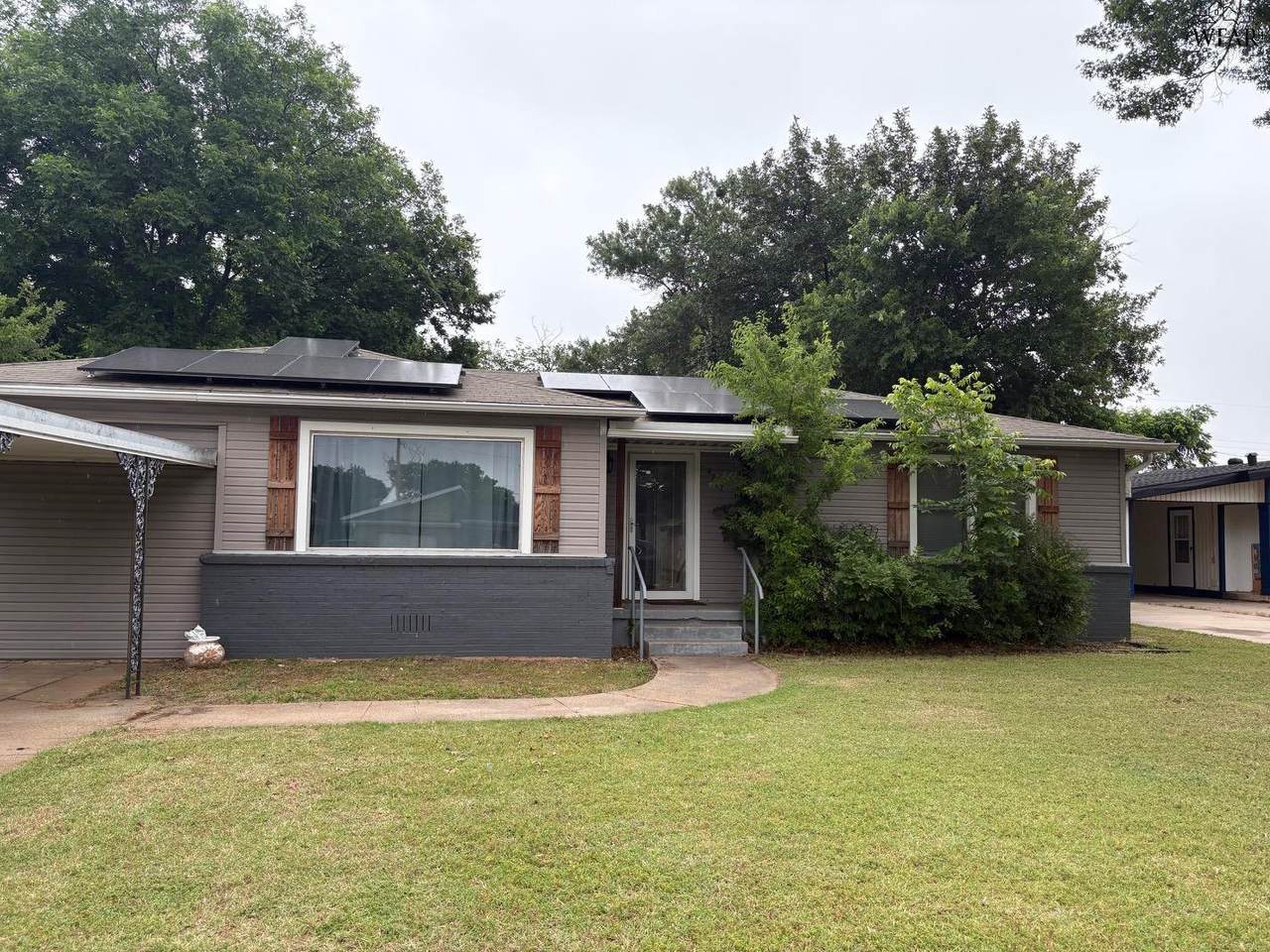 4731 Augusta Lane - Photo 1