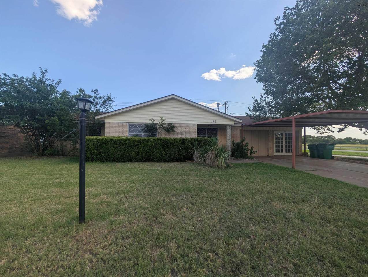 136 Highland Drive - Photo 1