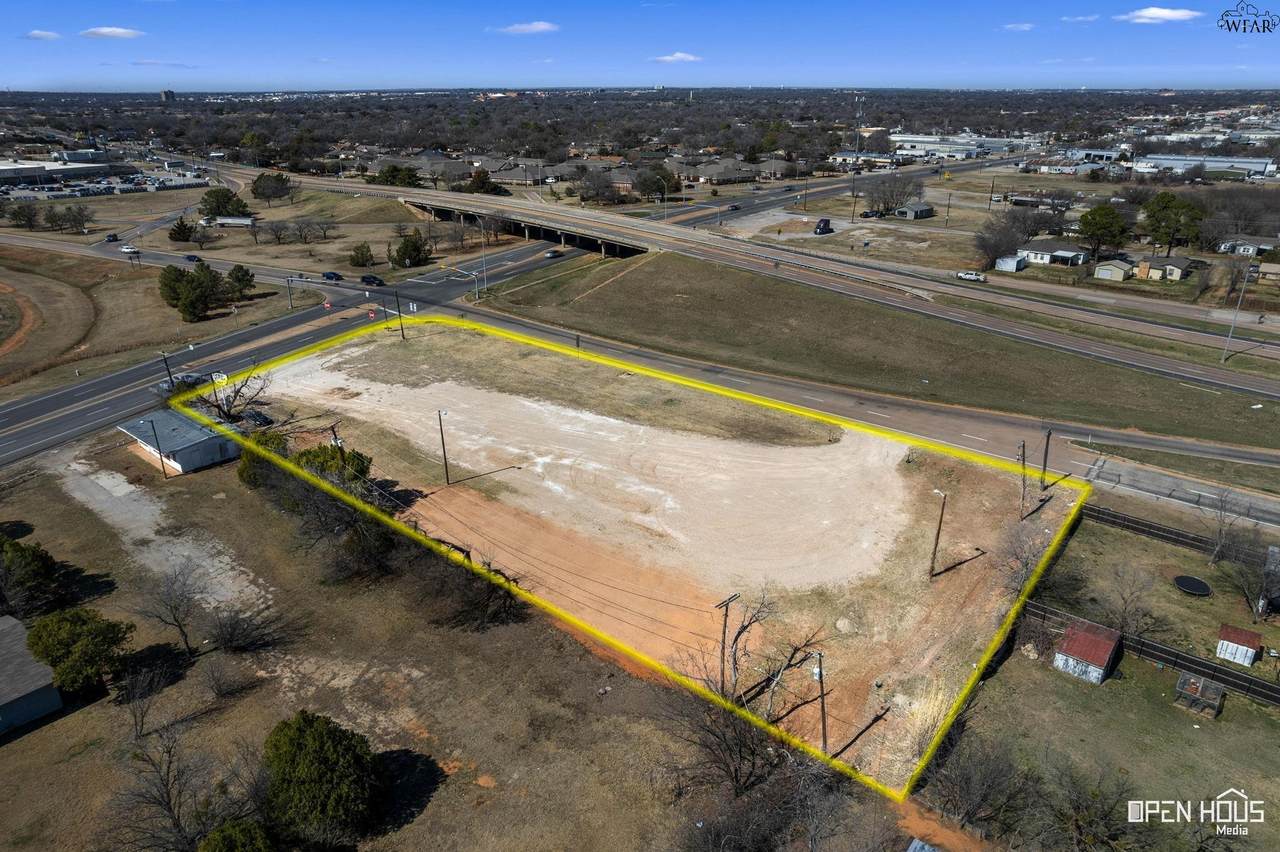 5117 Jacksboro Highway - Photo 1