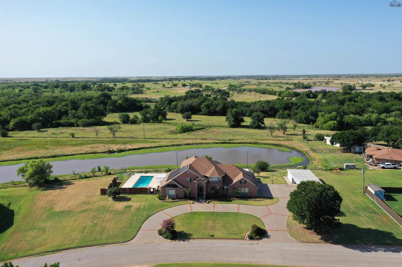 505 Country Club - Photo 1