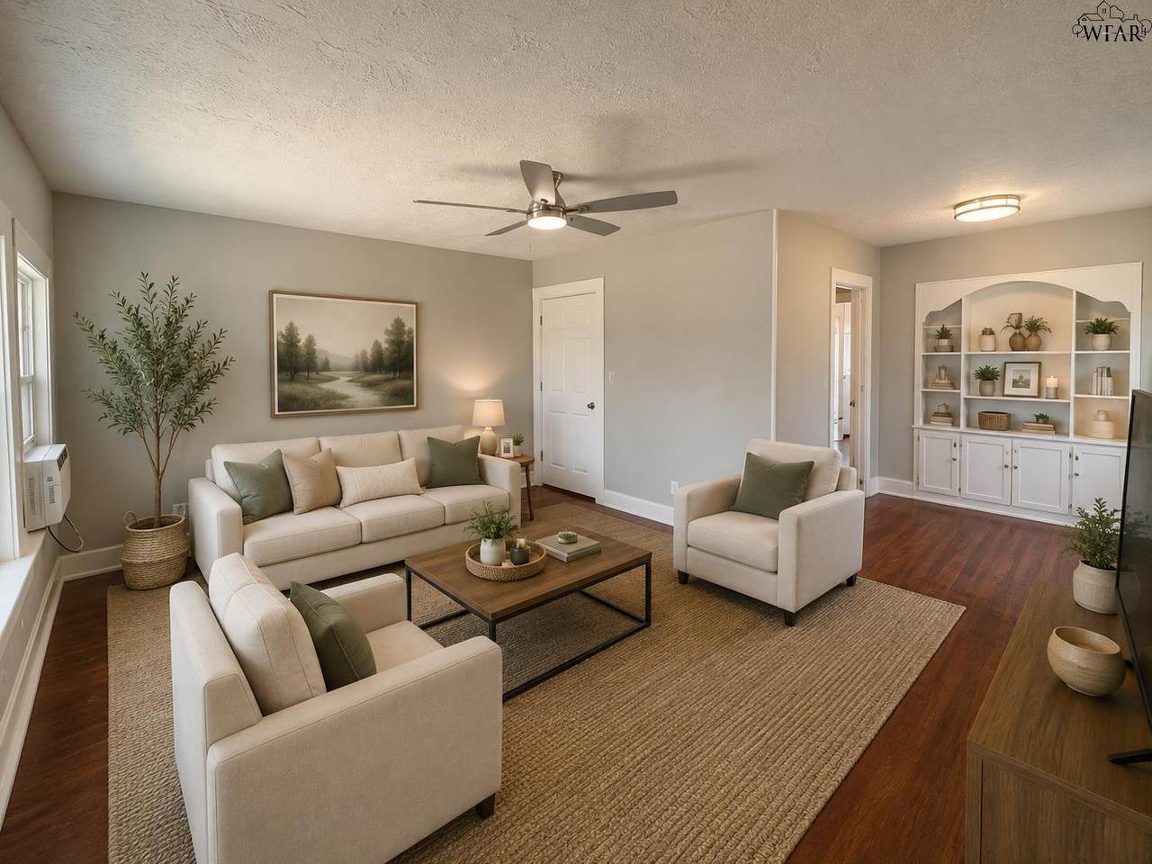 1824 Collins Avenue - Photo 1