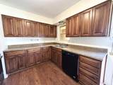 2943 Stearns Avenue - Photo 6