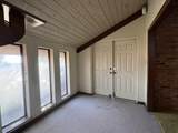 815 Gilbert Street - Photo 6
