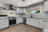 1560 Singleton Avenue - Photo 9