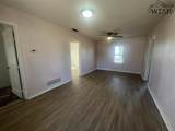 400 Colorado Avenue - Photo 4