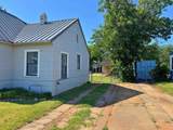 2137 Avenue J - Photo 2